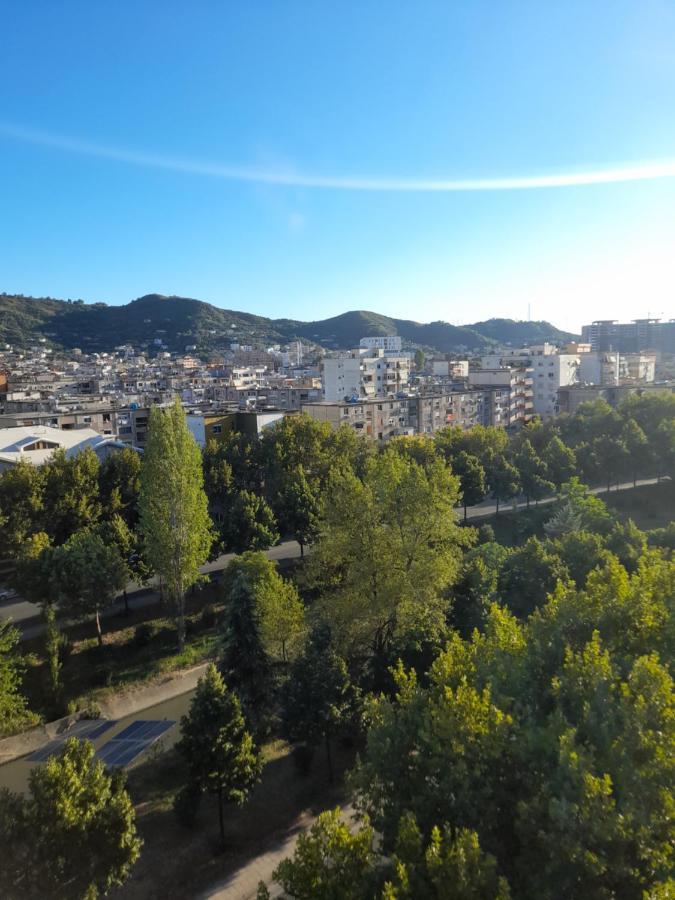 Main Apartment Тирана Екстериор снимка