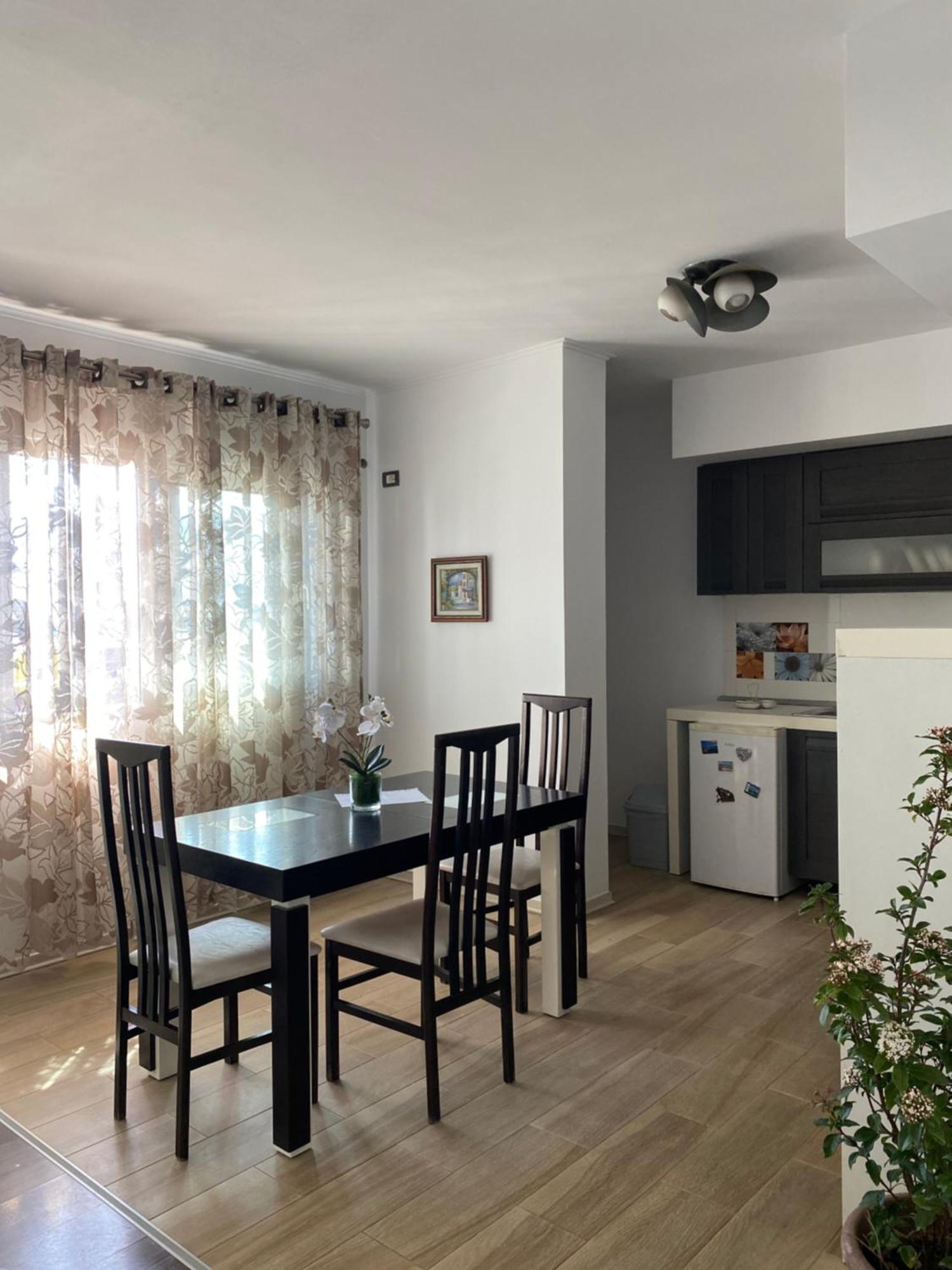 Main Apartment Тирана Екстериор снимка